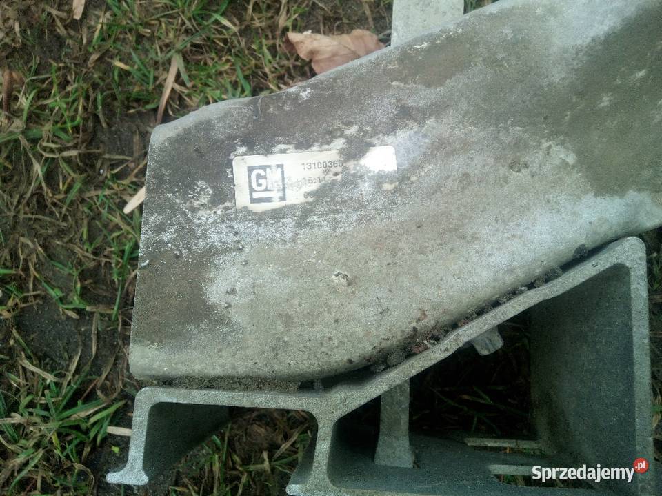 Opel Vectra C belka zderzaka tylnego Hrubieszów