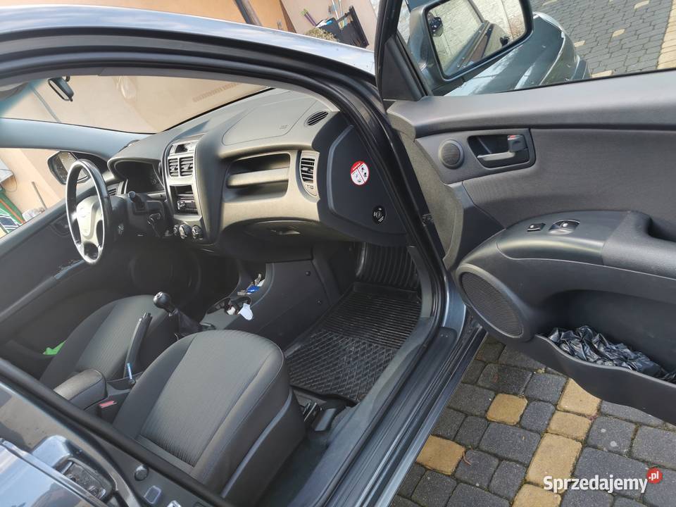 Kia Sportage ll 20 benzyna z Gazem manualna Sportage Nisko