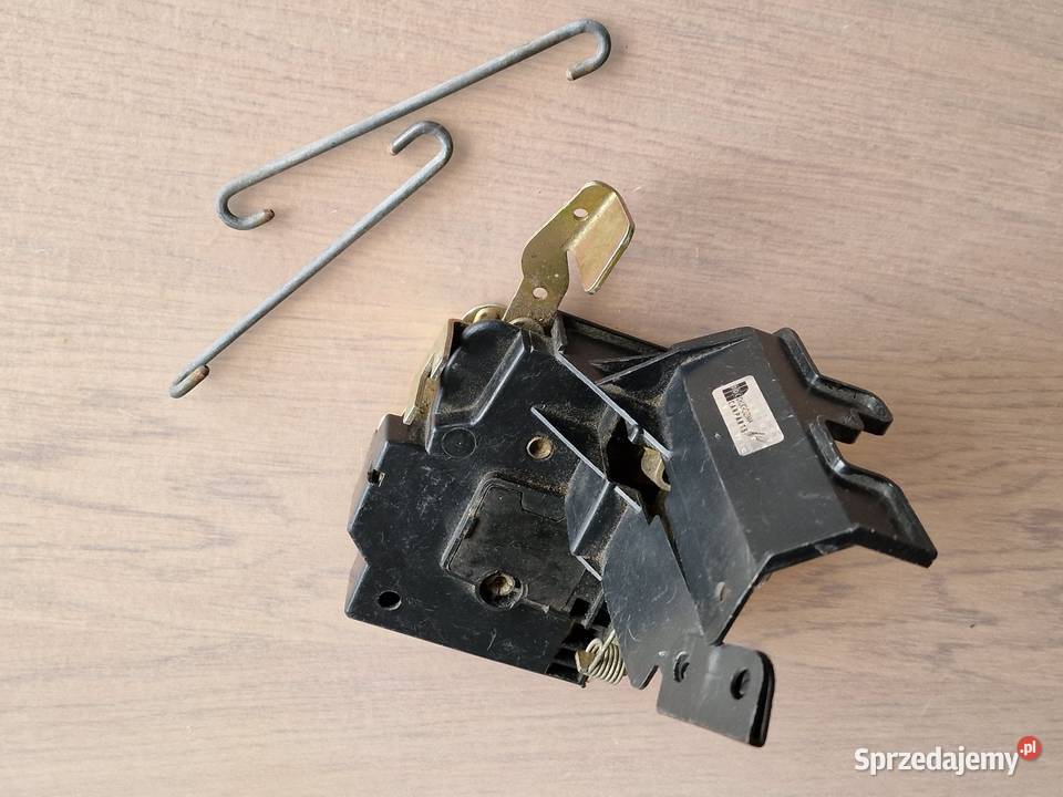 Zamek drzwi przednich BMW E30 51211922845 Kraków sprzedam