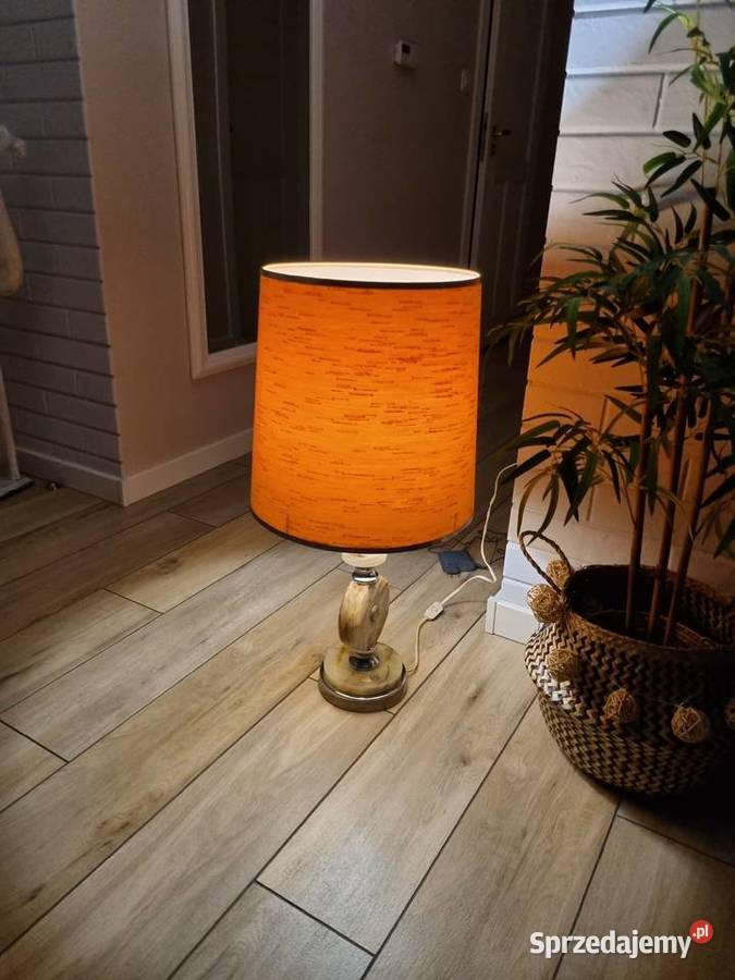 Lampa z marmuru onyx Wola Podłężna