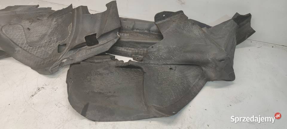 WYGŁUSZENIE ŚCIANY GRODZIOWEJ AUDI TT 8J1863909C Przystajń
