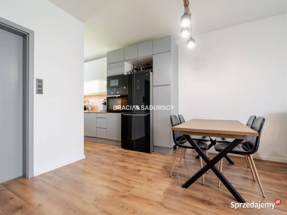 Sprzedaż domu szeregowego Sułków 10281m2 2 piętra sprzedam
