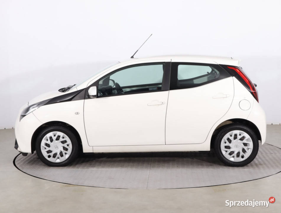 Toyota Aygo 10 VVTi isofix Piaseczno sprzedam