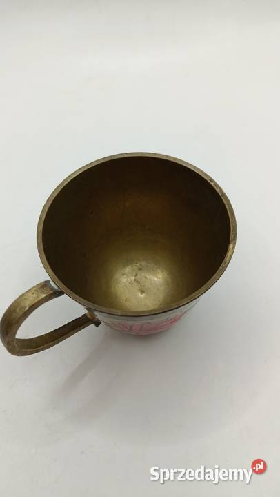 Dekoracyjny mosiężny kubek