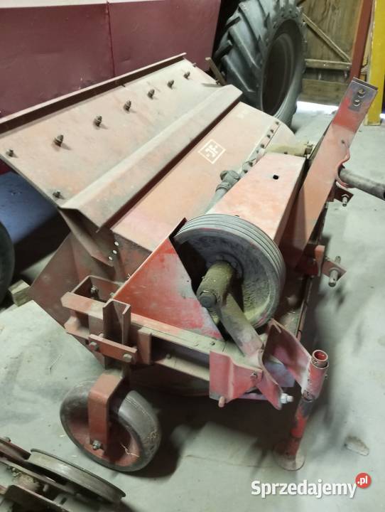 Sieczkarnia do słomy Przyczepiane Żółkiewka-Osada