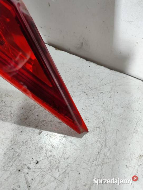 LAMPA PRAWAY TYLNA TYŁ PEUGEOT 5008 I LIFT wielkopolskie sprzedam