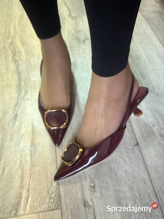 41 Bordowe czółenka wieczorowe z odkrytą Pięta małopolskie