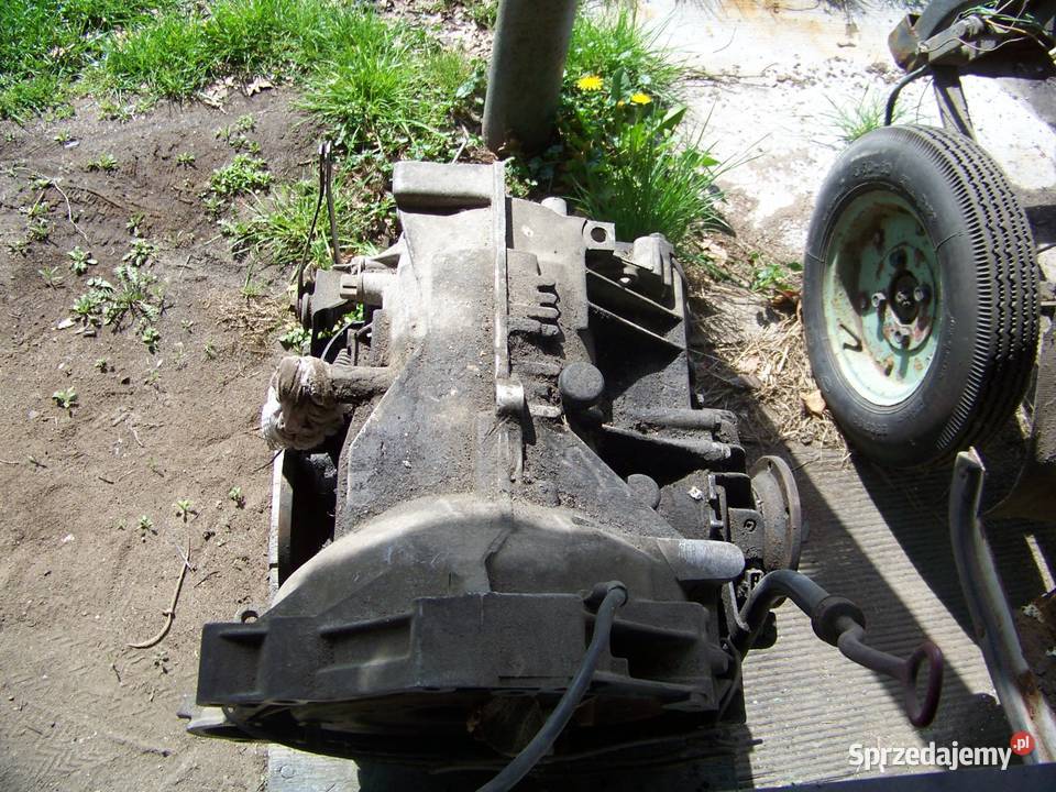 Automatyczna skrzynia biegów audi 80 B4 Układ napędowy Tarnobrzeg sprzedam