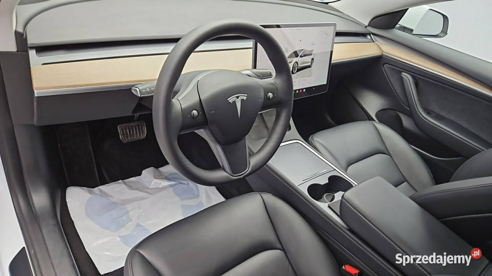 Tesla Model 3 Long Range RWD Z Polskiego Salonu Model 3 Warszawa