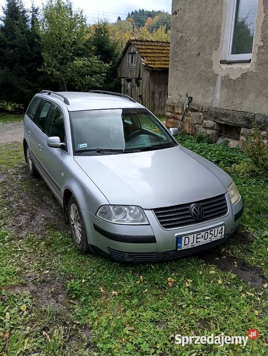 Sprzedam passata B5 kombi z hakiem OC i przegląd dolnośląskie Nowa Ruda
