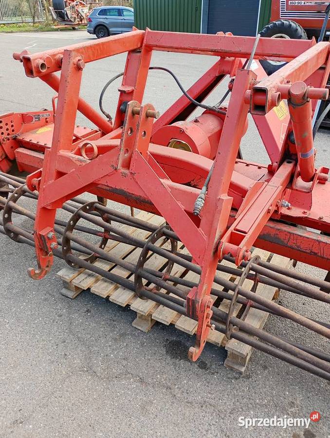 Brona wirowa kuhn HRB 302 3mszerokosci z