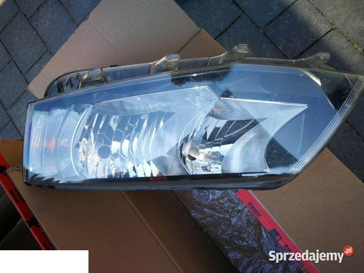 Skoda octavia III reflektor przedni lewy prawy