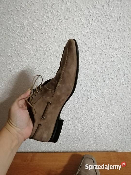 Hugo Boss 50178967 beżtaupe zamsz naturalny Obuwie Zgorzelec