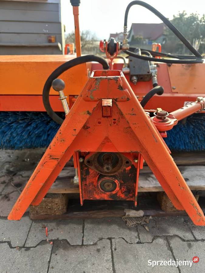 Zamiatarka HMB 160 zbiornik do traktorka Hako Milicz