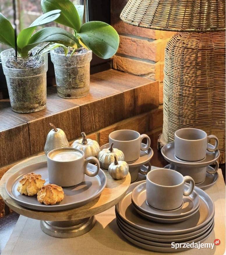 99 Talerze z kubkami 18 elementów szare Zabrze