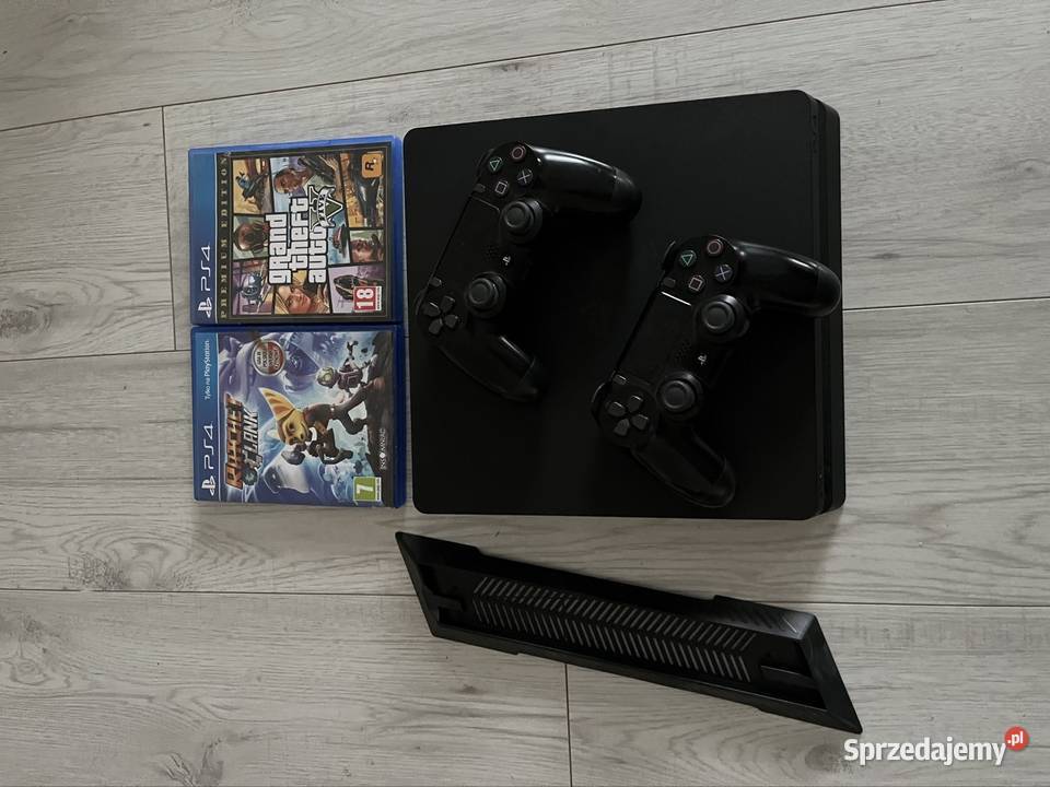 PlayStation 4 2 Pady 3 Gry Dębionek sprzedam