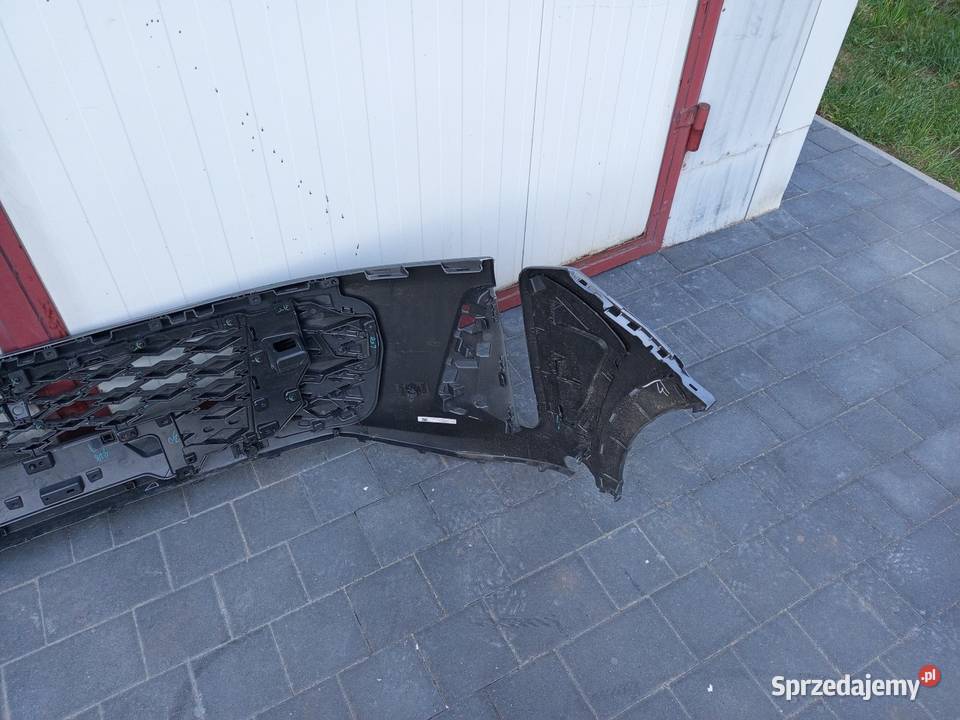 Omoda 9 zderzak przedni grill atrapa Góra Kalwaria