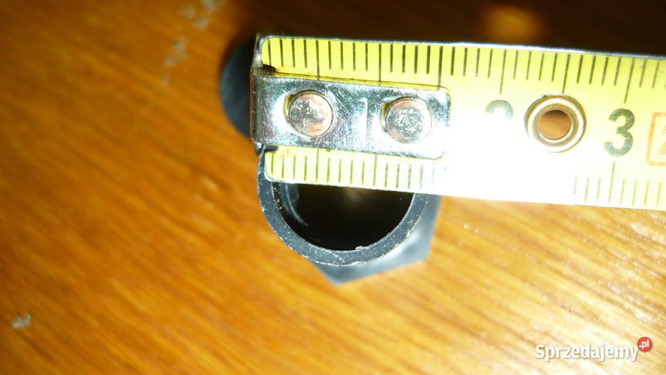 Wizjer do drzwi regulowany z tylna przysłoną