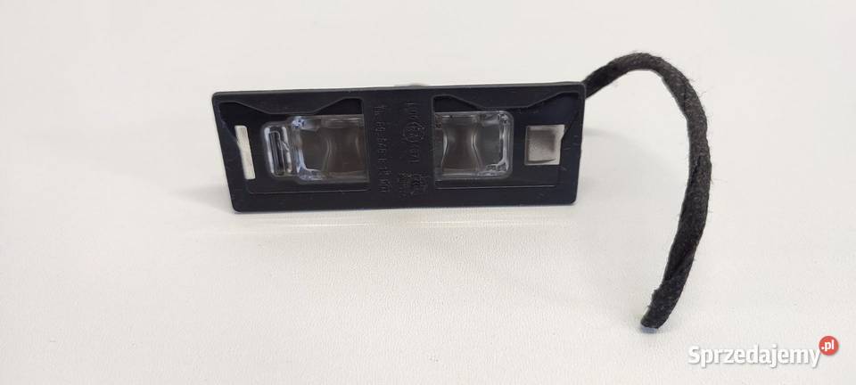 AUDI A5 8W LAMPKA REJESTRACJI 8W6943021A Lampki tablicy rejestracyjnej