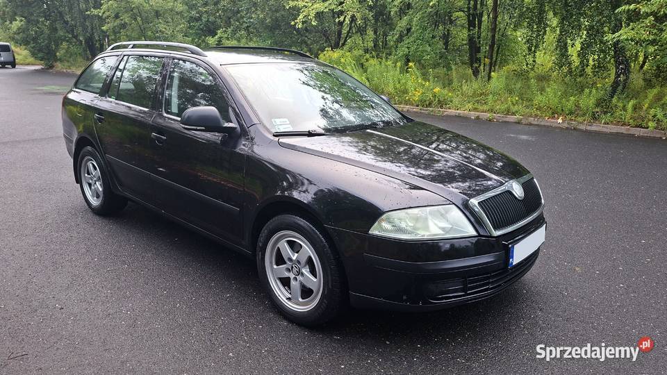 Ładna Skoda Octavia II TOUR 16 GAZ 2012 klima nieuszkodzony