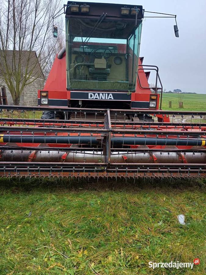 Kombajn zbożowy Dania 7200 dronningborg case