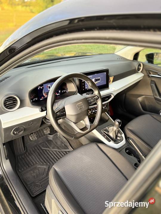 Seat Arona 2023r 10 TSI Warszawa