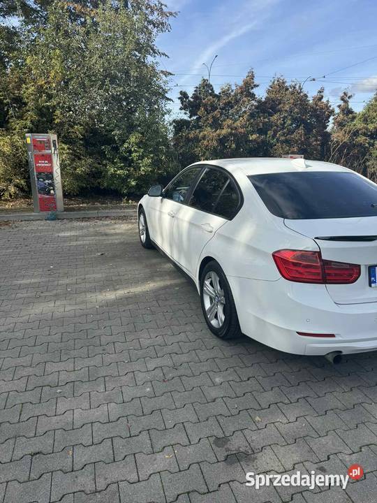 BMW 320i F30 Sedan 2000cm3 Seria 3 śląskie Będzin