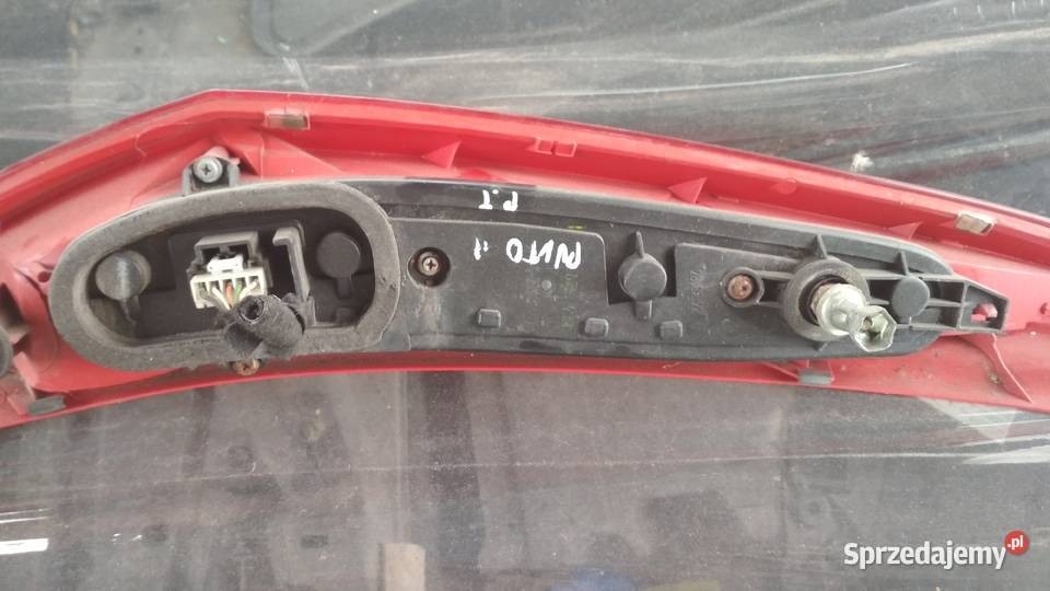 Lampa prawy tył fiat Punto II wersja 3 drzwi Starachowice sprzedam