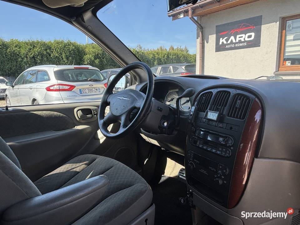 Chrysler Grand Voyager 2004r 7 osobowy Paniówki