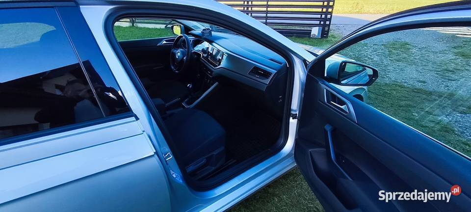 Volkswagen Polo VW Polo 2019 9990 95 benzyna czujnik zmierzchu Łomnica