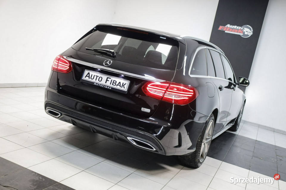 Mercedes C 220 220dAMG9GTronic4MaticSalon Mercedes-Benz