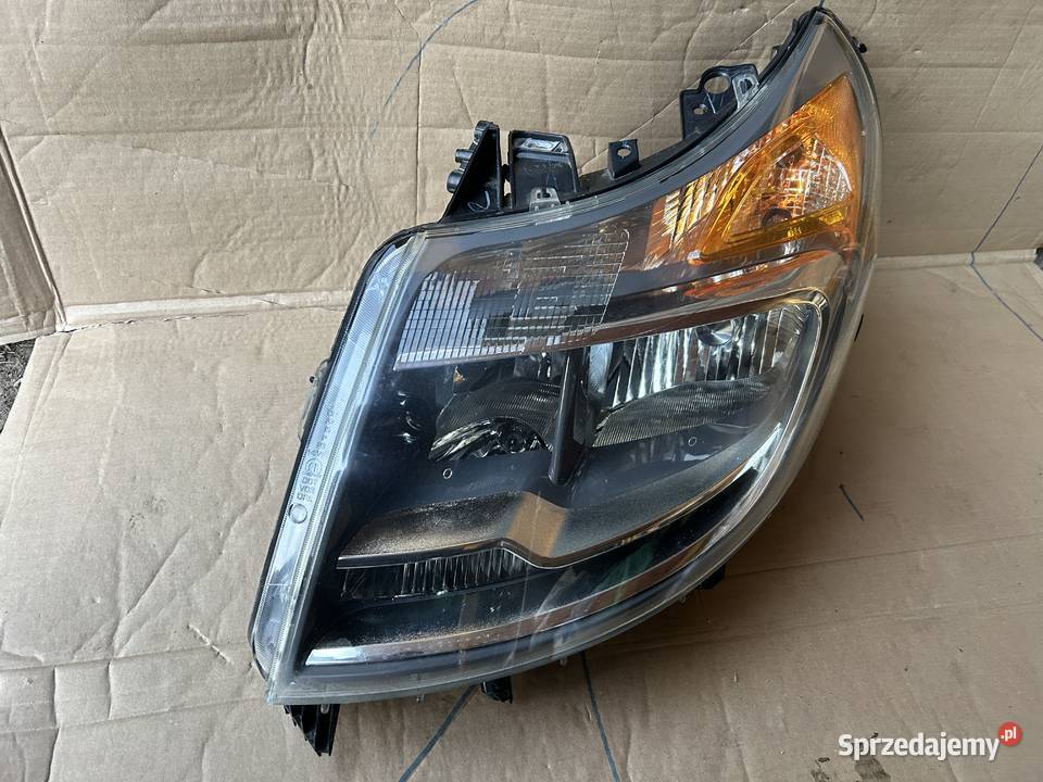 Lewa Lampa Przód przednia Ram Promaster 36 dostawcze Ostrowiec Świętokrzyski