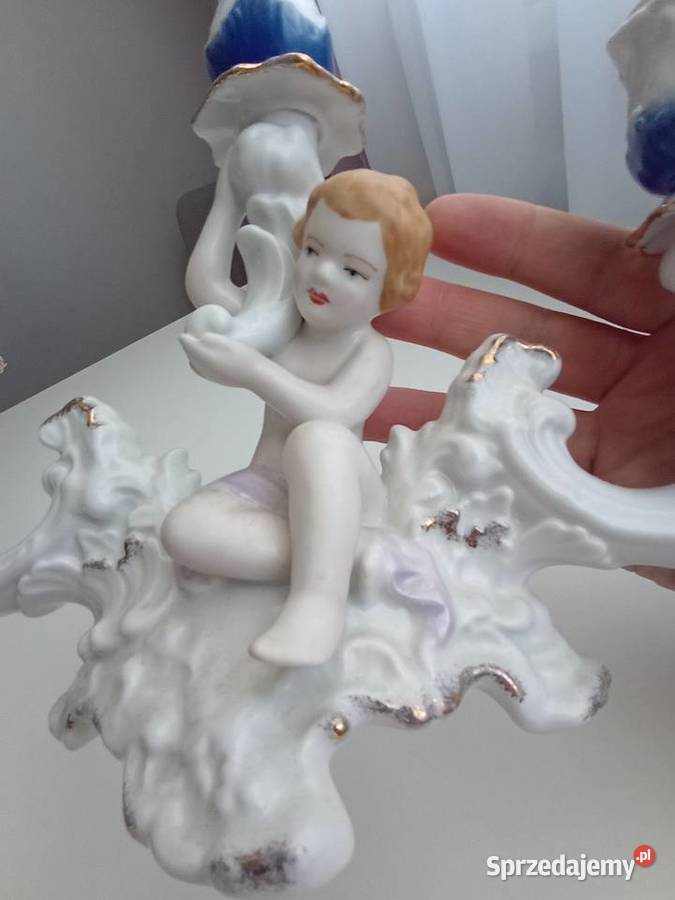 Porcelanowy świecznik z figurą Suwałki