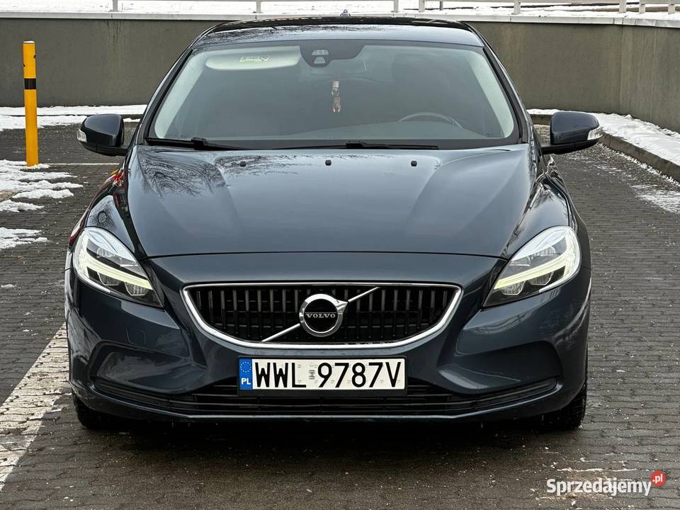 Volvo V40 2D Lift Bogata wersja wyposażenia 120KM Łódź