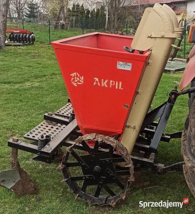 Sadzarka do ziemniaków Akpil Przeworsk