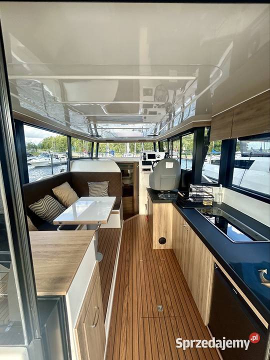Czarter Jacht Motorowy Houseboat LY30 2024 100 6 Rok produkcji 2025 Kolonia Rybacka