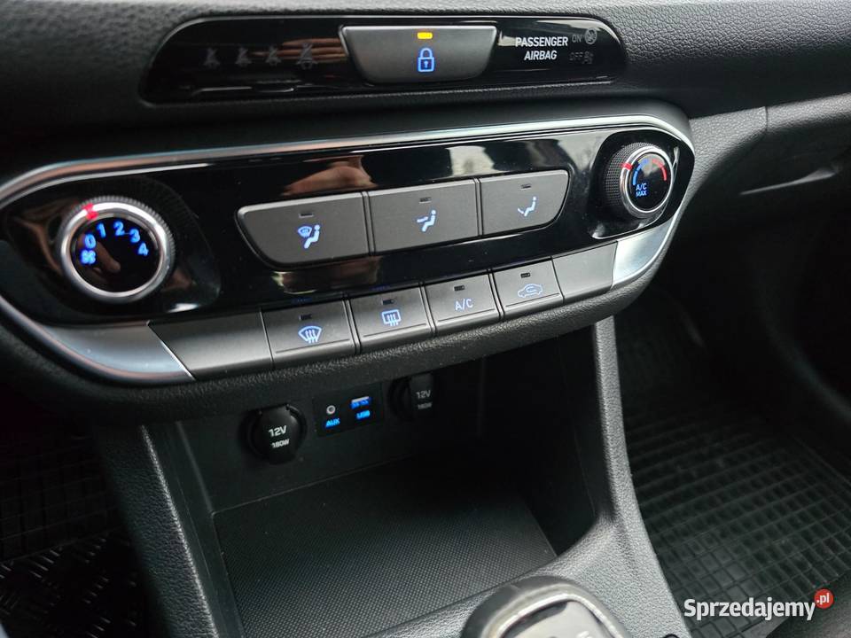 Hyundai i30 fastback 120 Orońsko