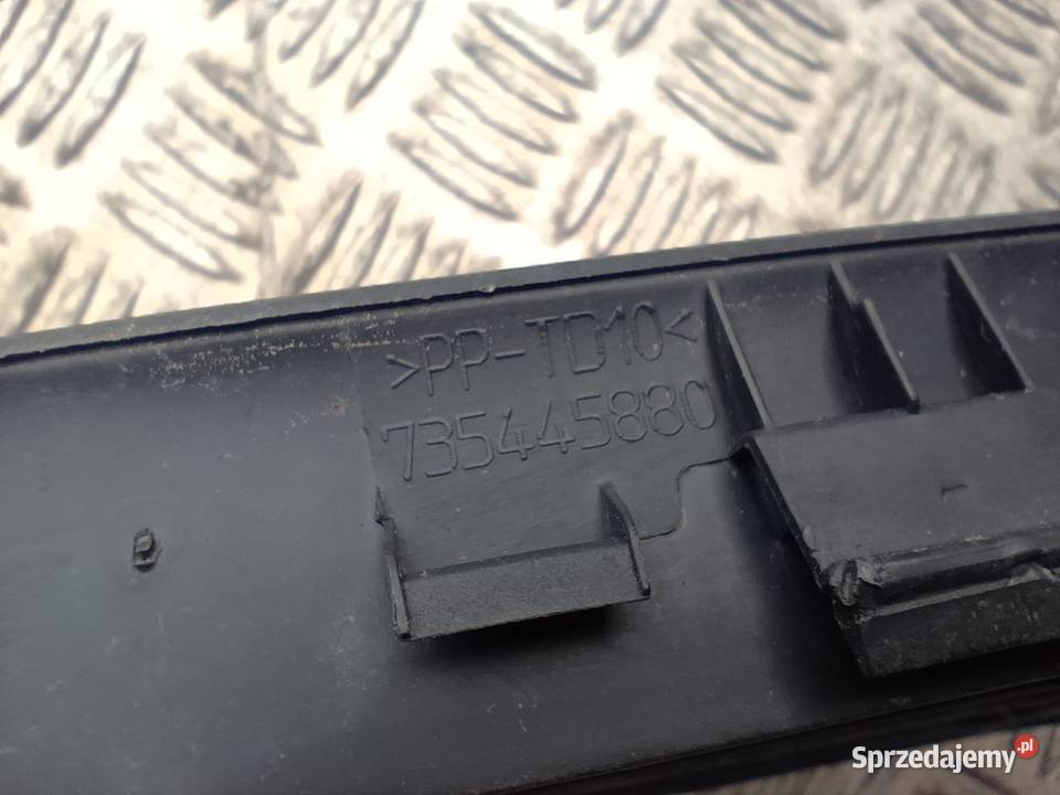 Fiat Croma 2 II fl Lift 0811 kratka środkowa Częstochowa