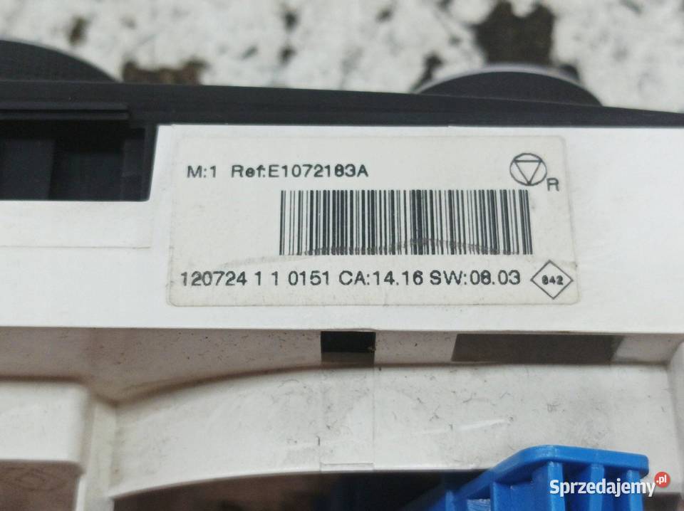 PANEL NAWIEWU Renault Scenic III 2009 osobowe