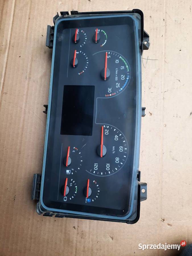 Licznik zegary 22185372P03 VOLVO FL FE sprzedam
