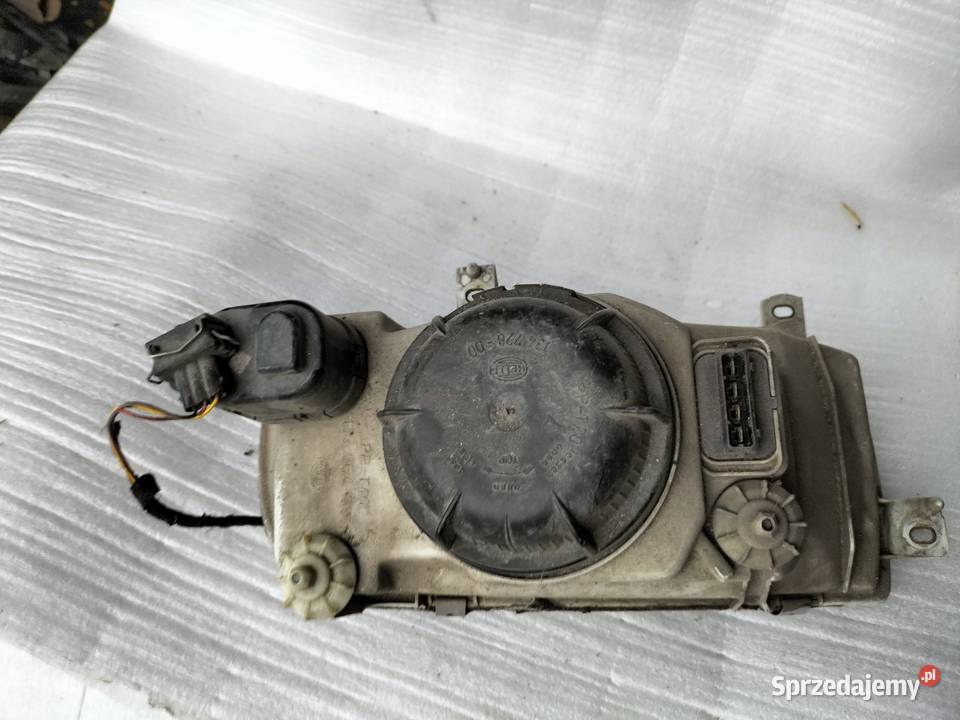 LAMPA PRZÓD PRZEDNIA PRAWA VW VENTO 13905400 Kamień-Kolonia
