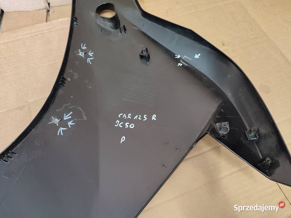 Honda CBR 125 R jc50 owiewka boczek plastik dolnośląskie Jelenia Góra