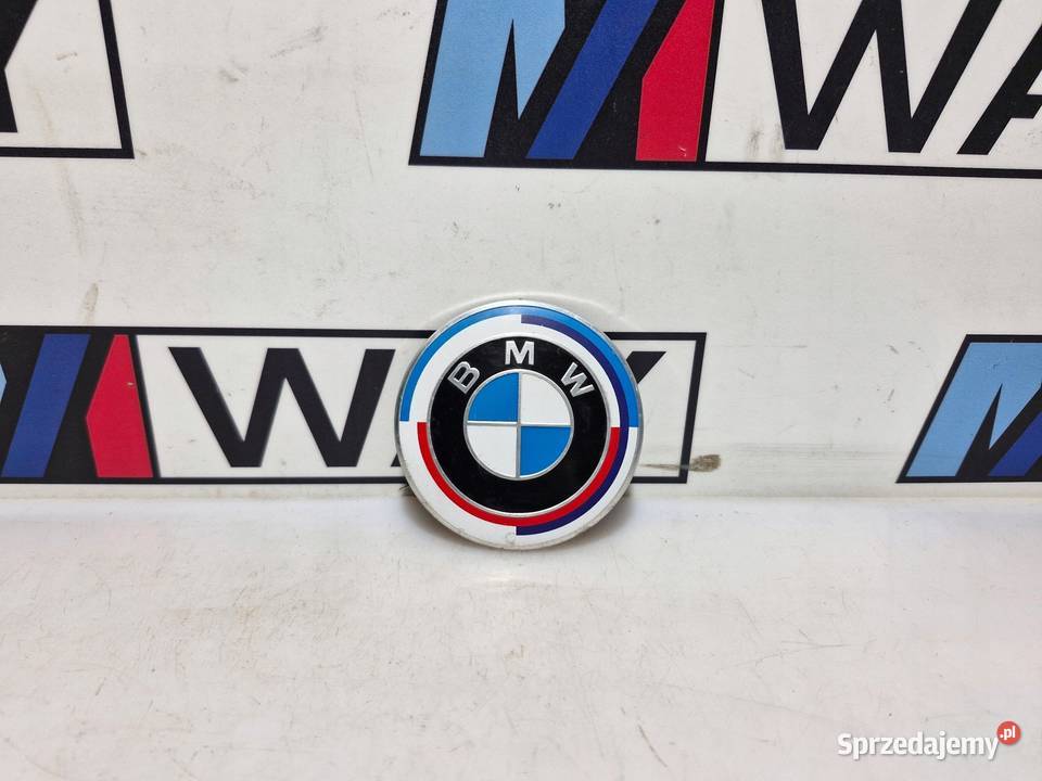 BMW F10 F20 F30 ZNACZEK LOGO EMBLEMAT PRZÓD 50TH