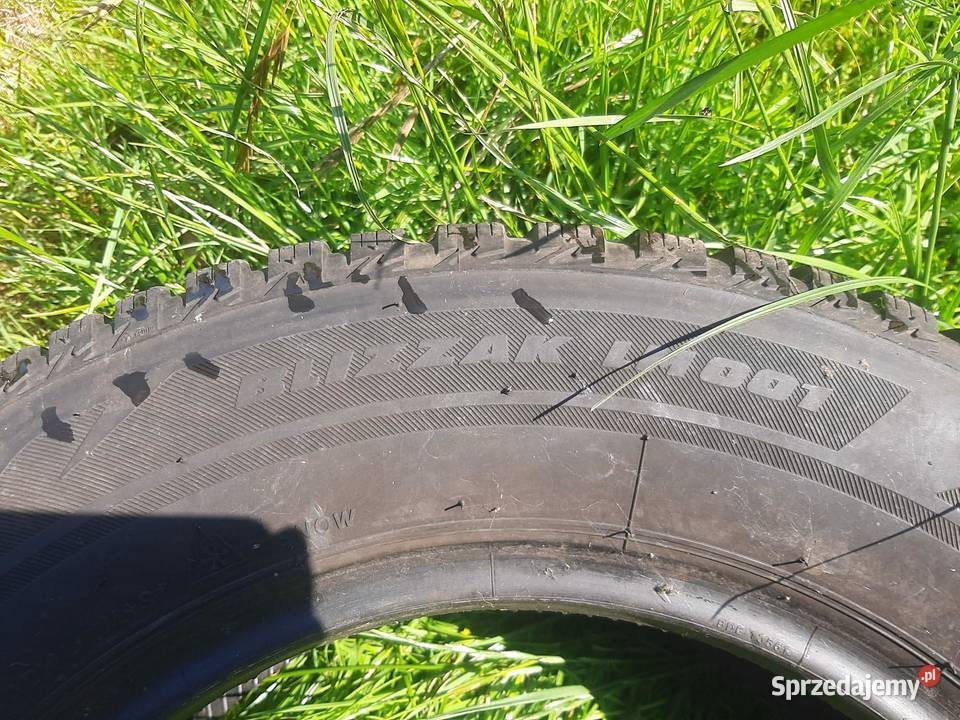 Opona zimowa BRIDGESTONE BLIZZAK LM001 1857014 Skarżysko-Kamienna