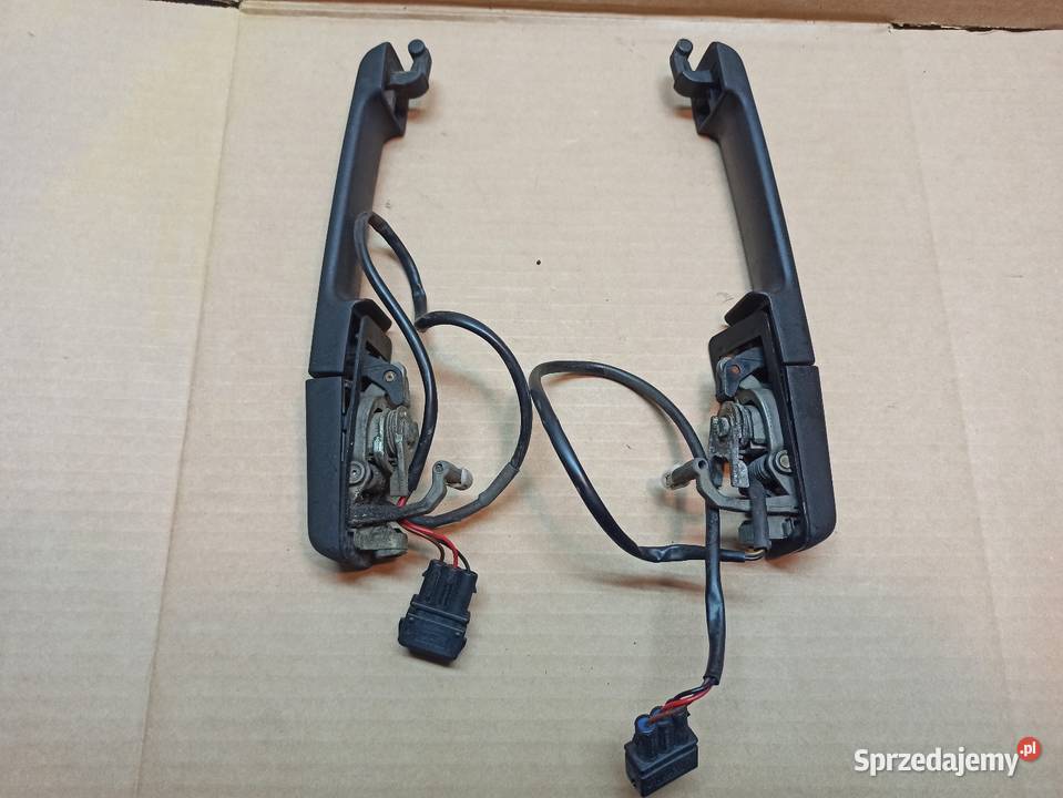 VW Passat B3 klamka zewnętrzna lewa prawa przód