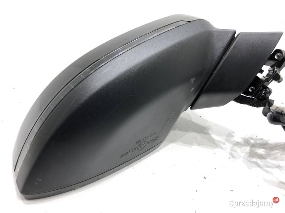 LUSTERKO PRAWY AUDI A4 B9 SedanLimuzyna CZARNY osobowe