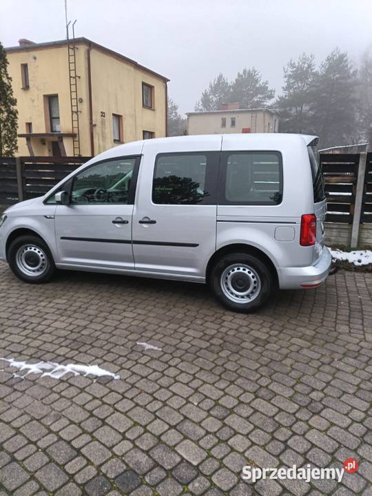 Volkswagen Caddy 20 TDI 168 Hak salo