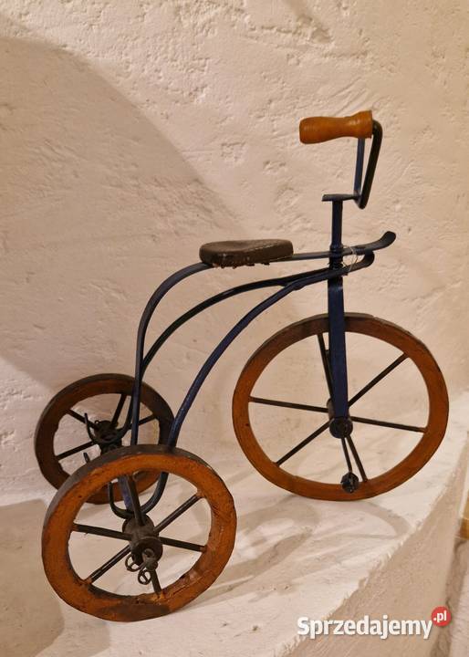 Rzeźba figura ROWER francuski galeria w Lublin