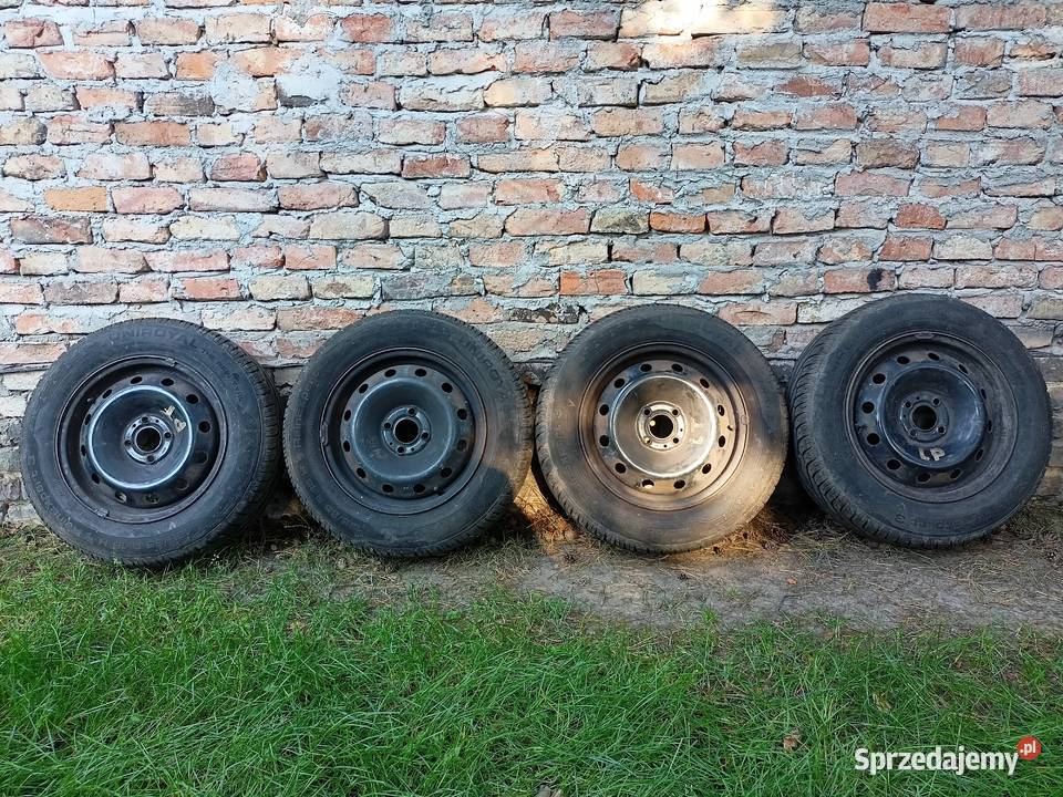 Felgi stalowe Renault 4x100 Uniroyal RainExpert sprzedam