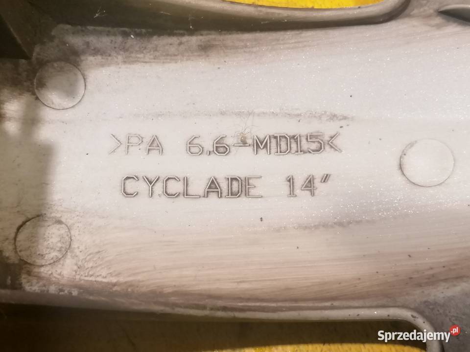 kołpak 14 Cyclade 8200539181 oryginał Renault łódzkie Piotrków Trybunalski